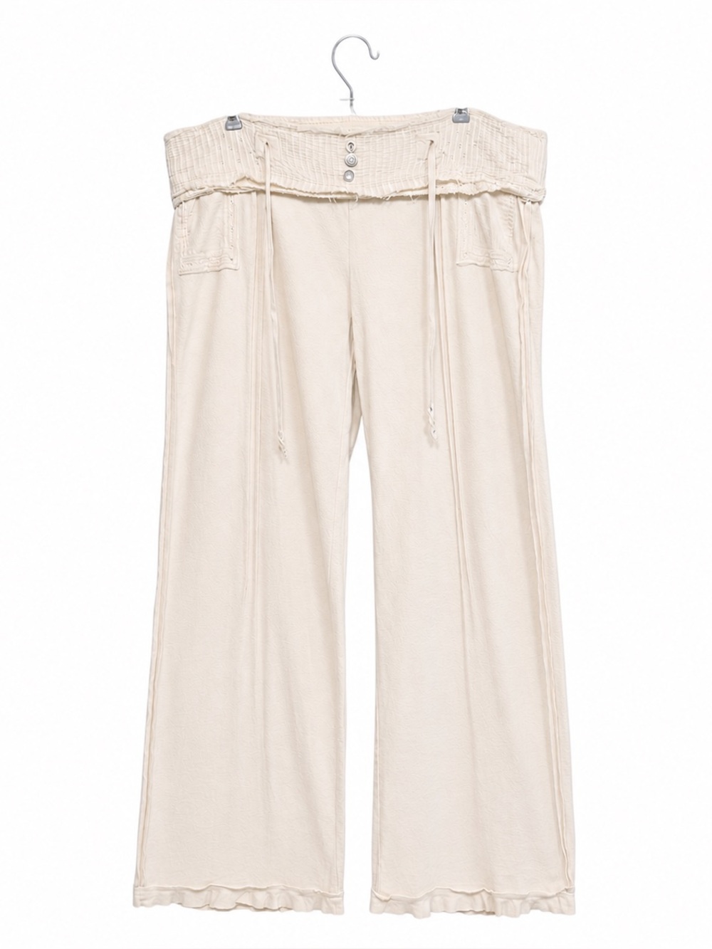 Free People 90’s / Y2K cream low rise embellished wide leg pants, size Large - Picture 2 of 9